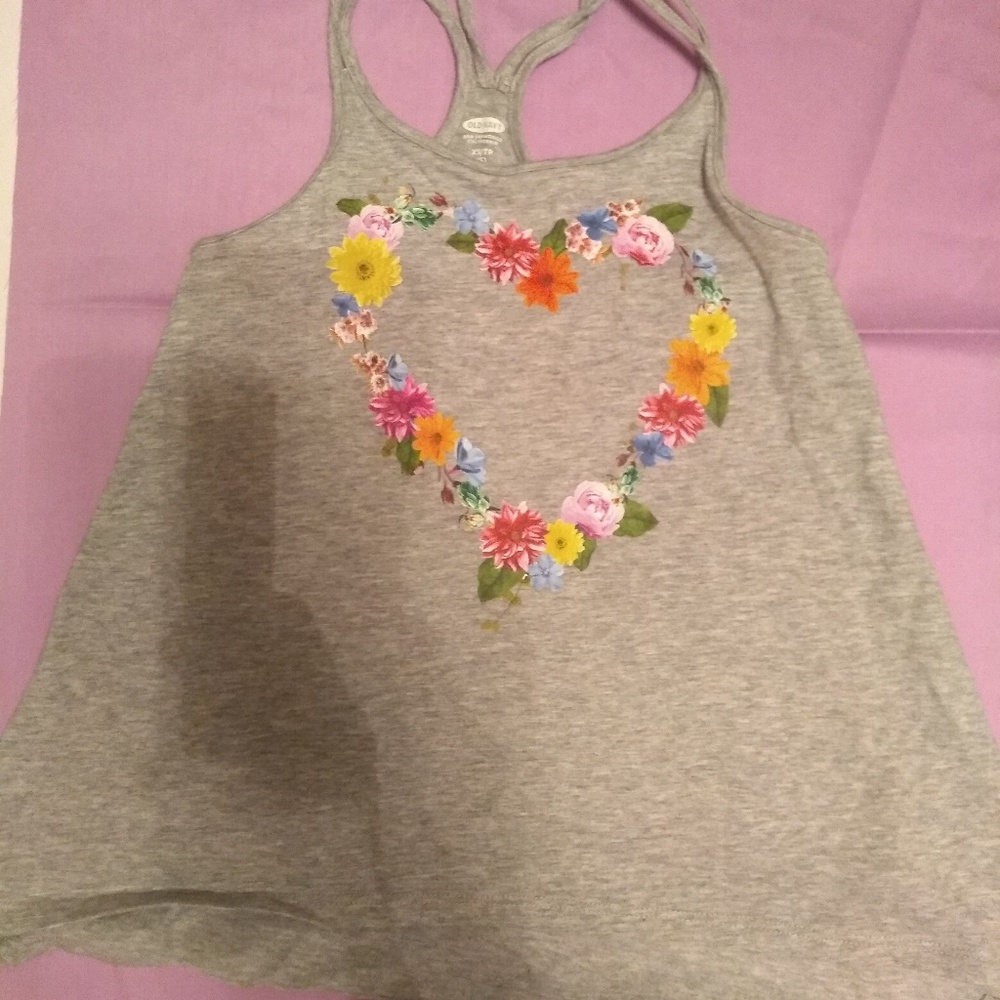 Gray tank top with floral design
